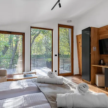 Blisku Do Gradot - Riverfront Luxury Lodge Skopje