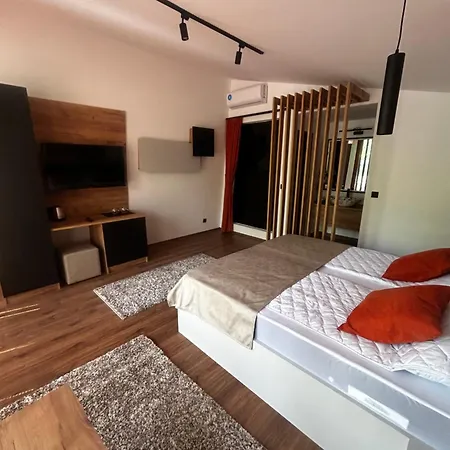 Blisku Do Gradot Lodge
