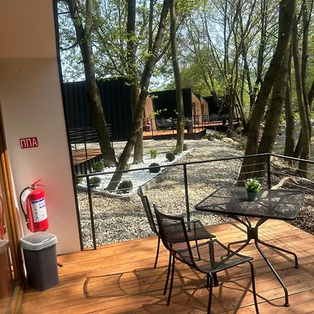 山林小屋 Blisku Do Gradot - Riverfront Luxury 斯科普里