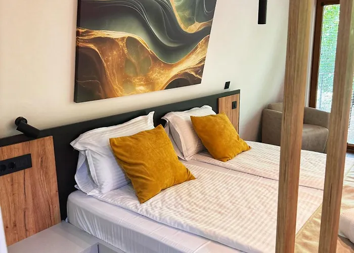 Blisku Do Gradot - Riverfront Luxury Σκόπια