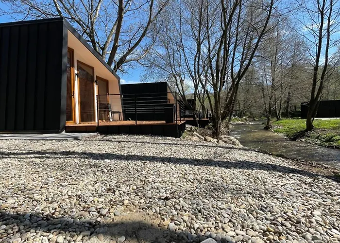 Blisku Do Gradot - Riverfront Luxury Skopje