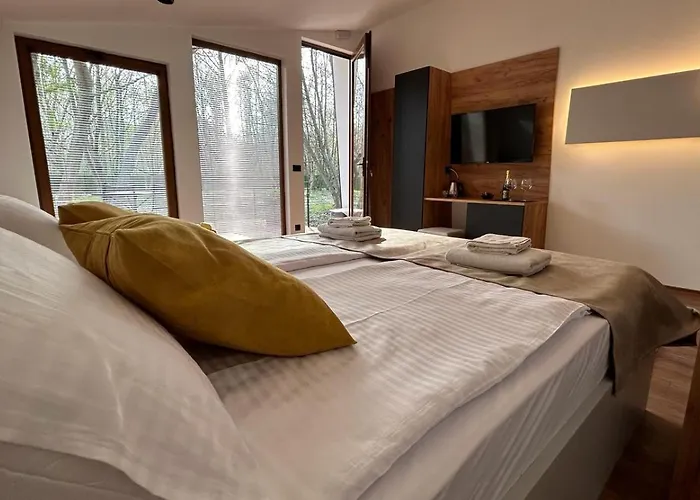 Blisku Do Gradot - Riverfront Luxury * Skopje